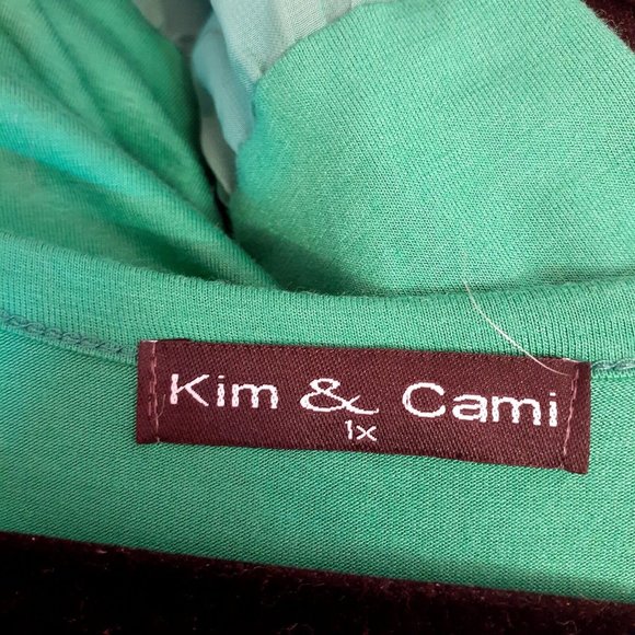 Kim & Cami  Sleeveless Top With Ruffle accents Green XL - Picture 5 of 10